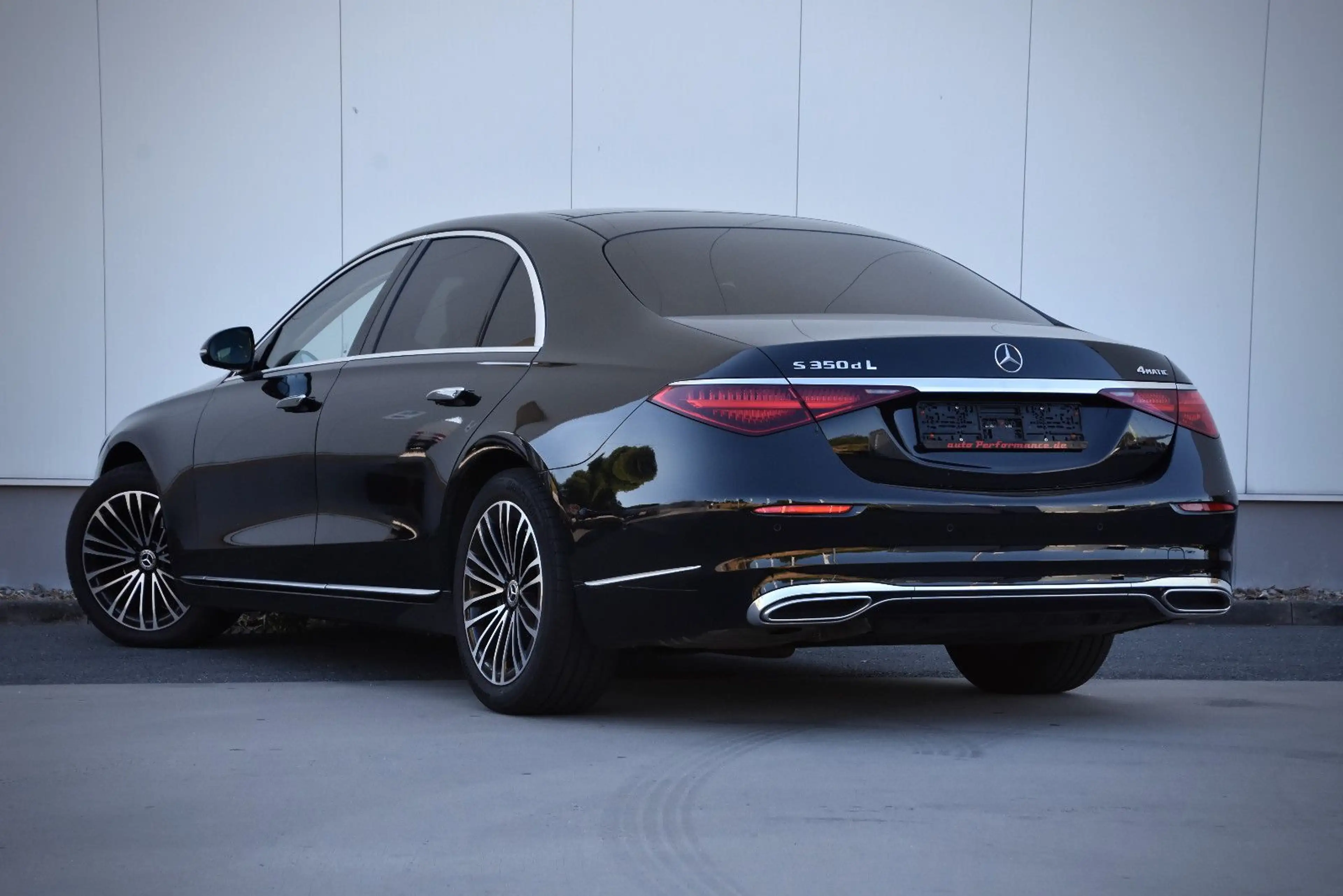 Mercedes-Benz S 350 d 4Matic Lang Exclusive Sitz First Class — photo 5
