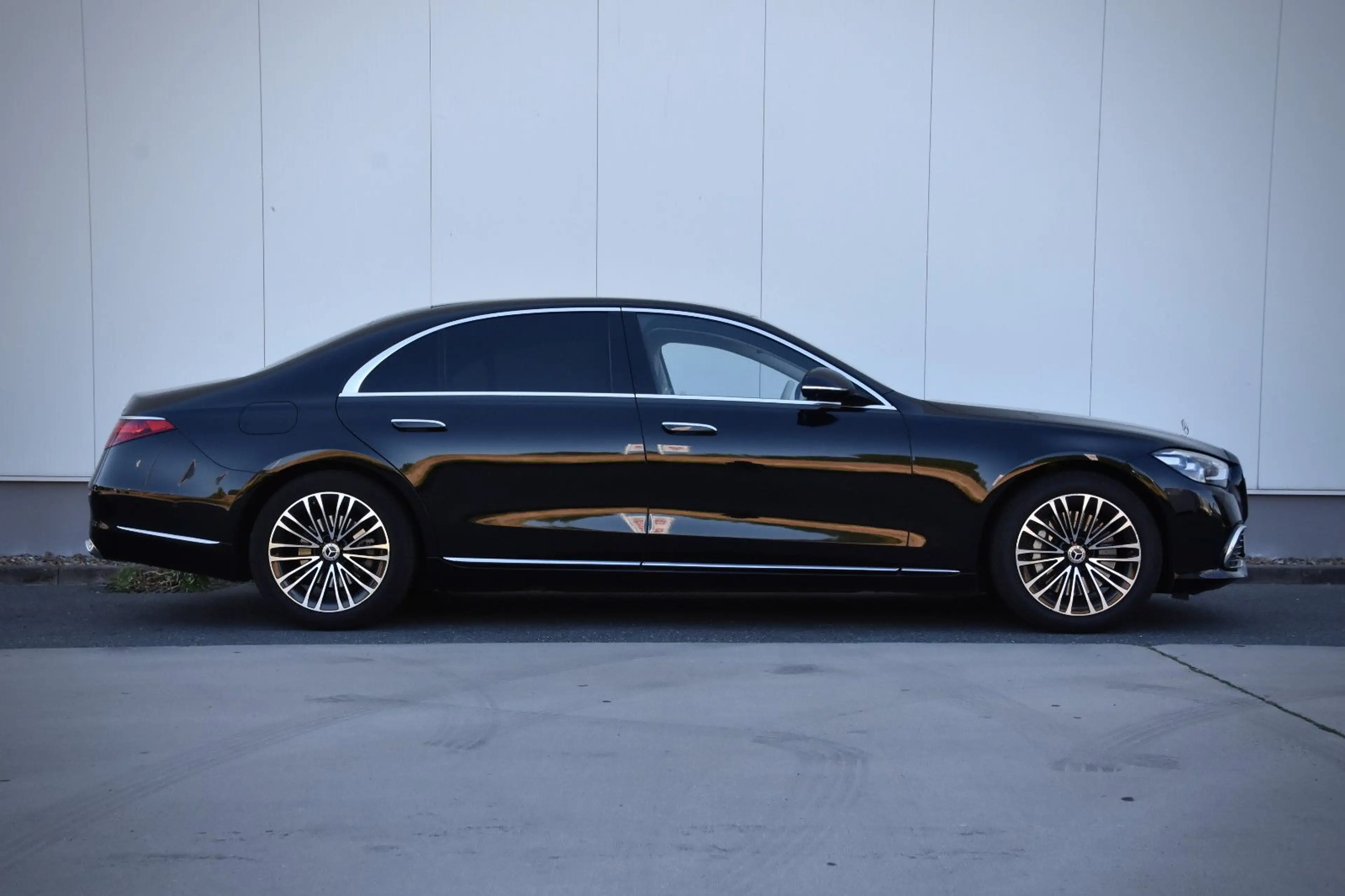 Mercedes-Benz S 350 d 4Matic Lang Exclusive Sitz First Class — photo 4