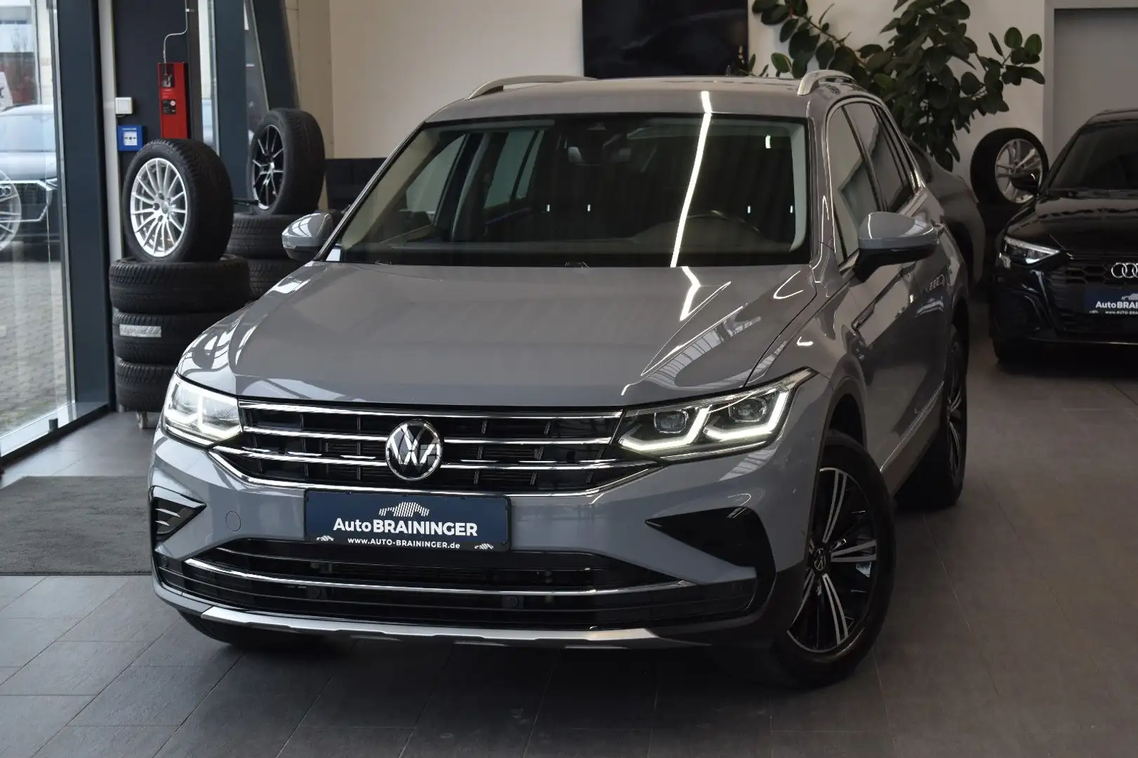 Volkswagen Tiguan 2.0TDI Elegance 4Motion DSG LED~VirtC~ACC Gris - 1