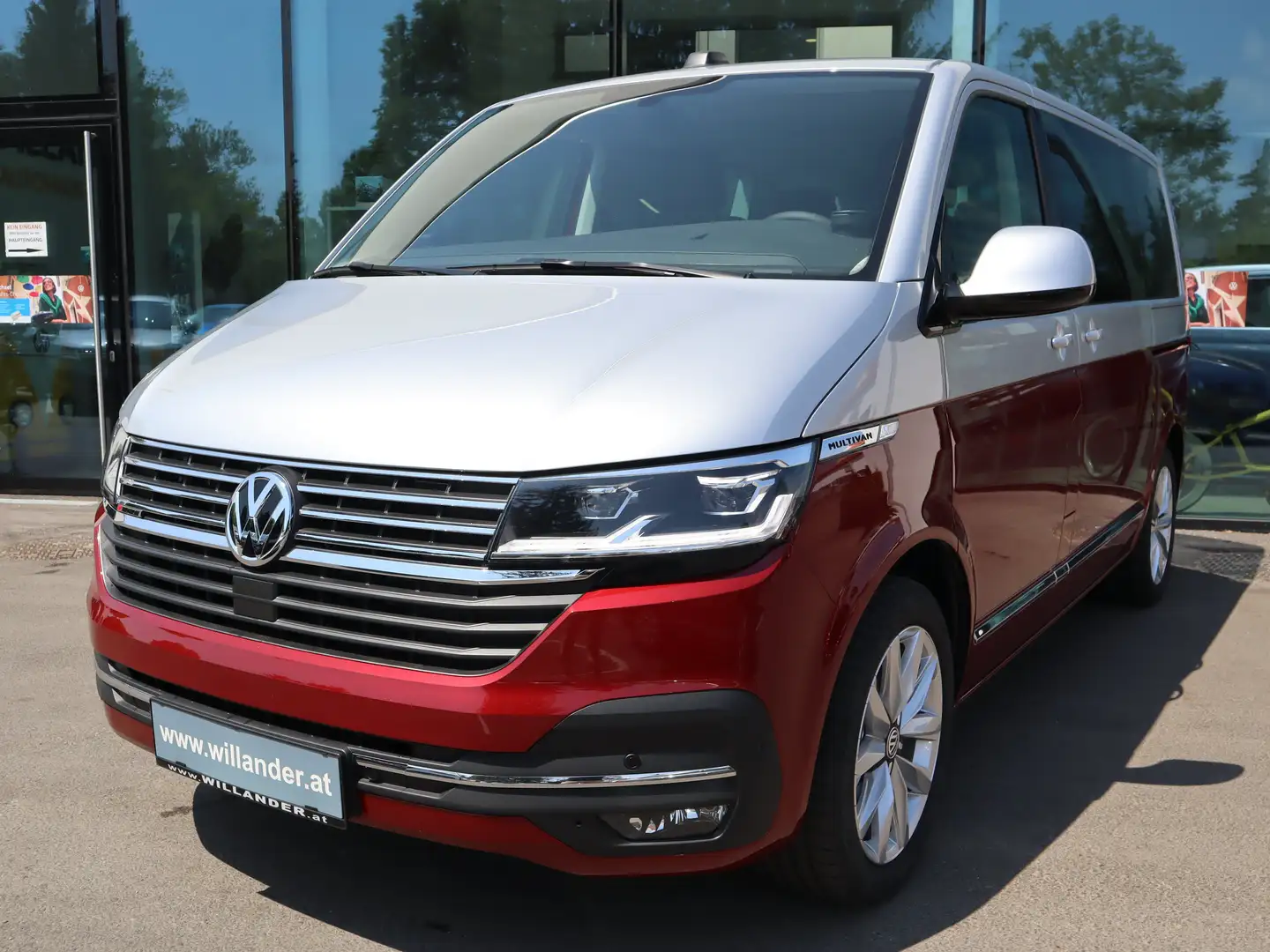 Volkswagen T6.1 Multivan Highline 4MOTION Rot - 1