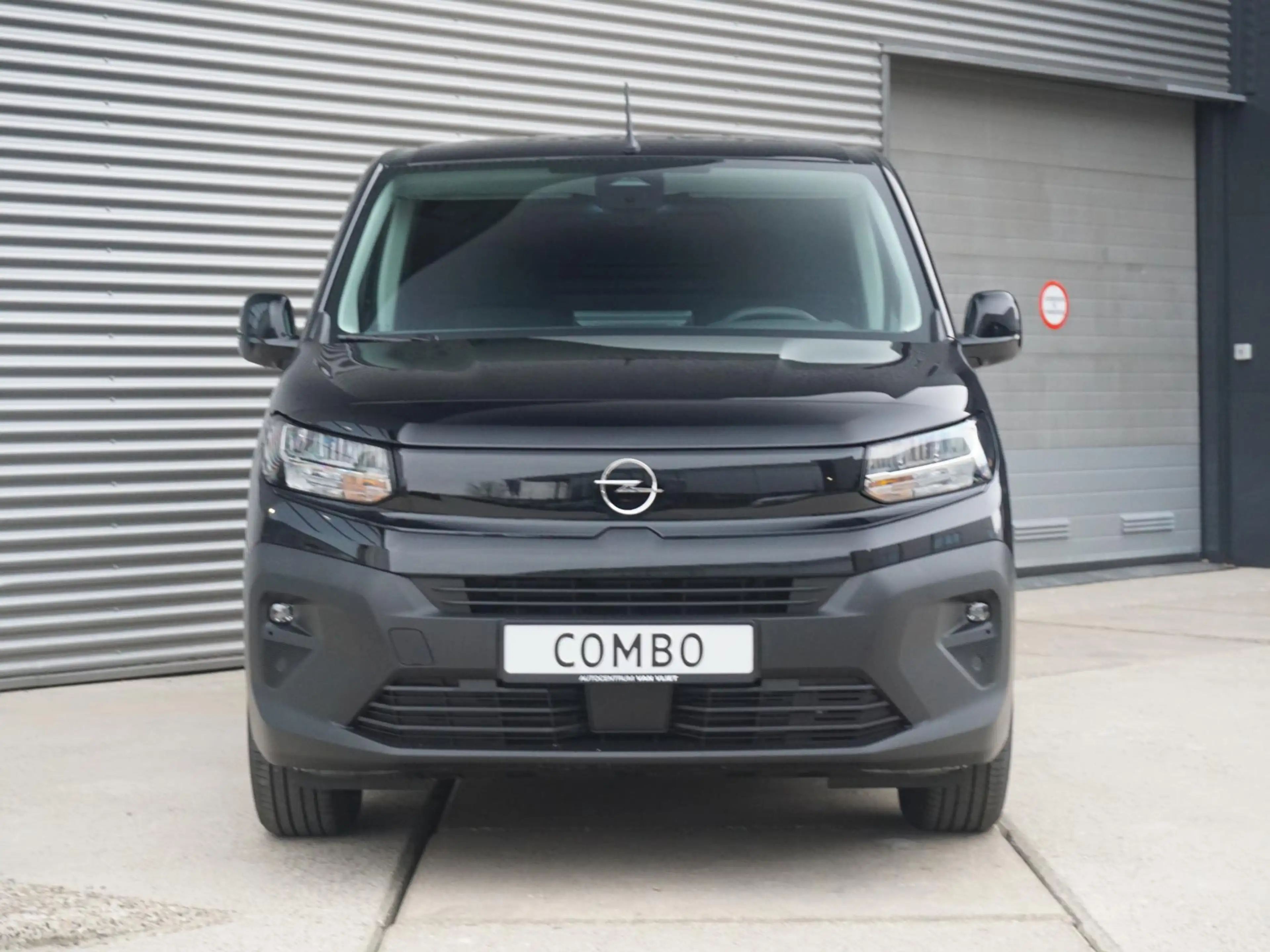 Opel Combo-e Electric L1 50kWh | camera | Apple Carplay/Android — photo 4