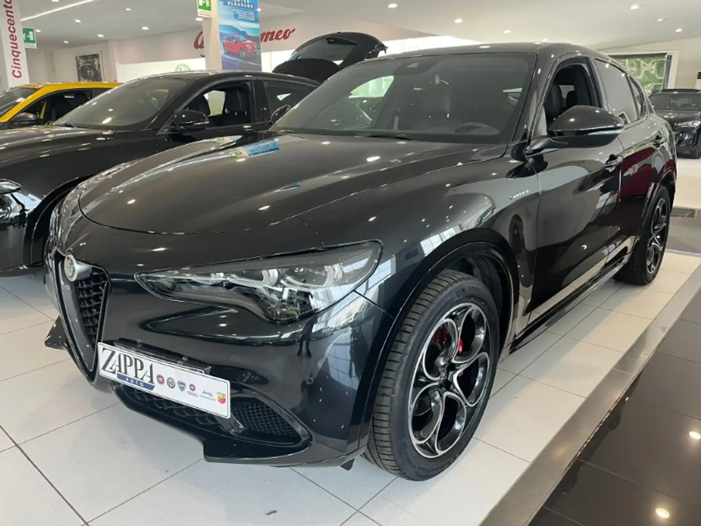 Alfa Romeo Stelvio 2.2 Turbodiesel 210 CV AT8 Q4 Veloce Nero - 1