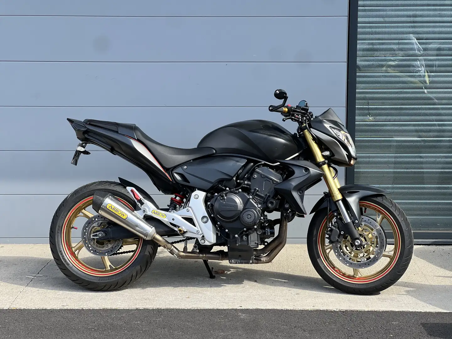 Honda Hornet Grau - 1