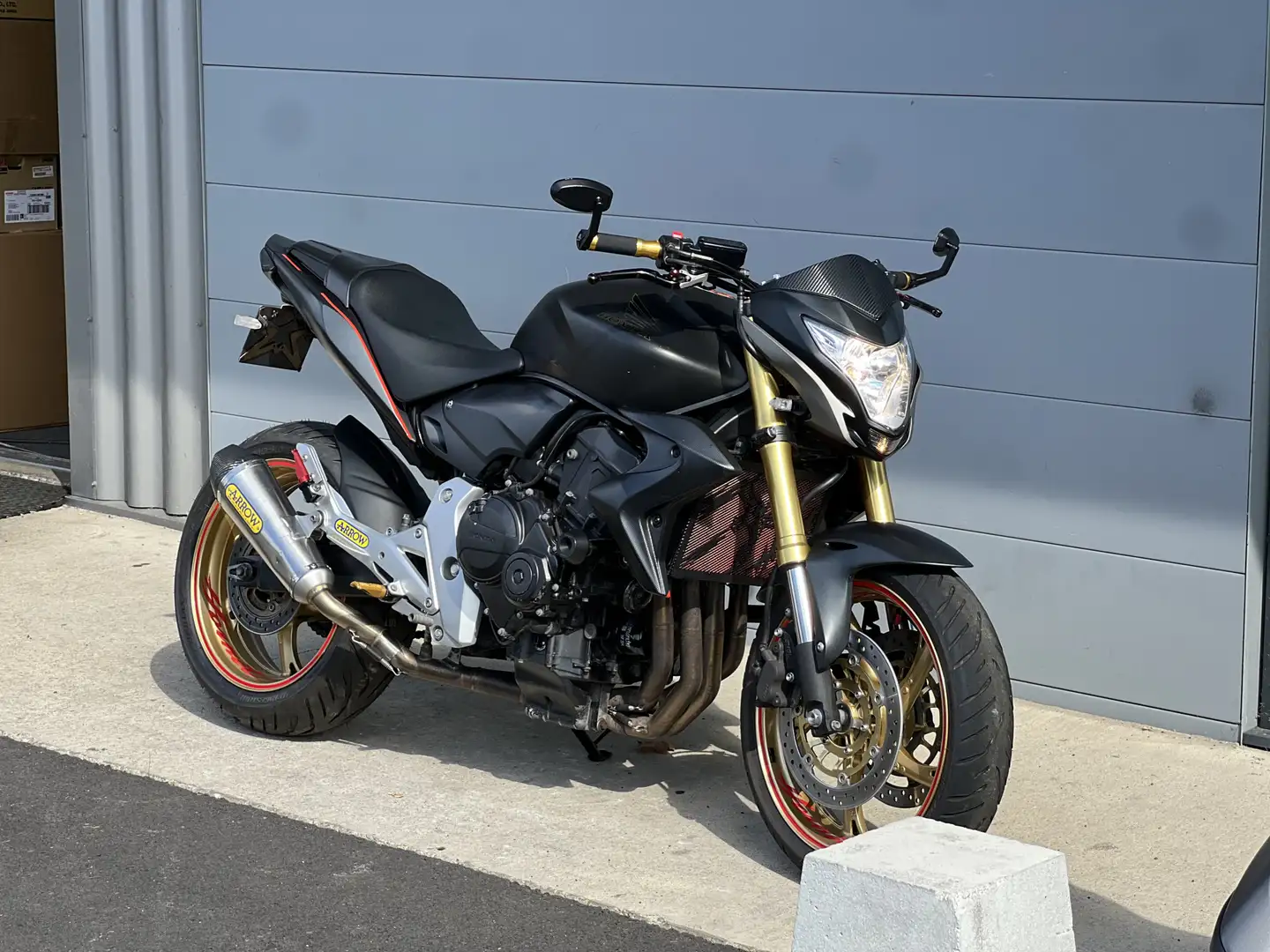 Honda Hornet Grau - 2