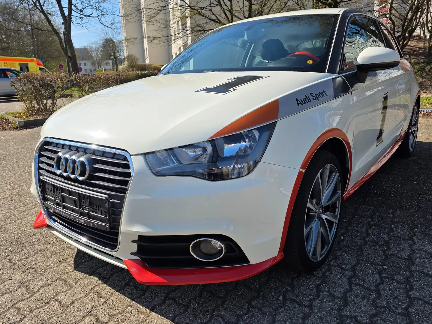 Audi A1 ambition Competition Kit Legends I Weiß - 1