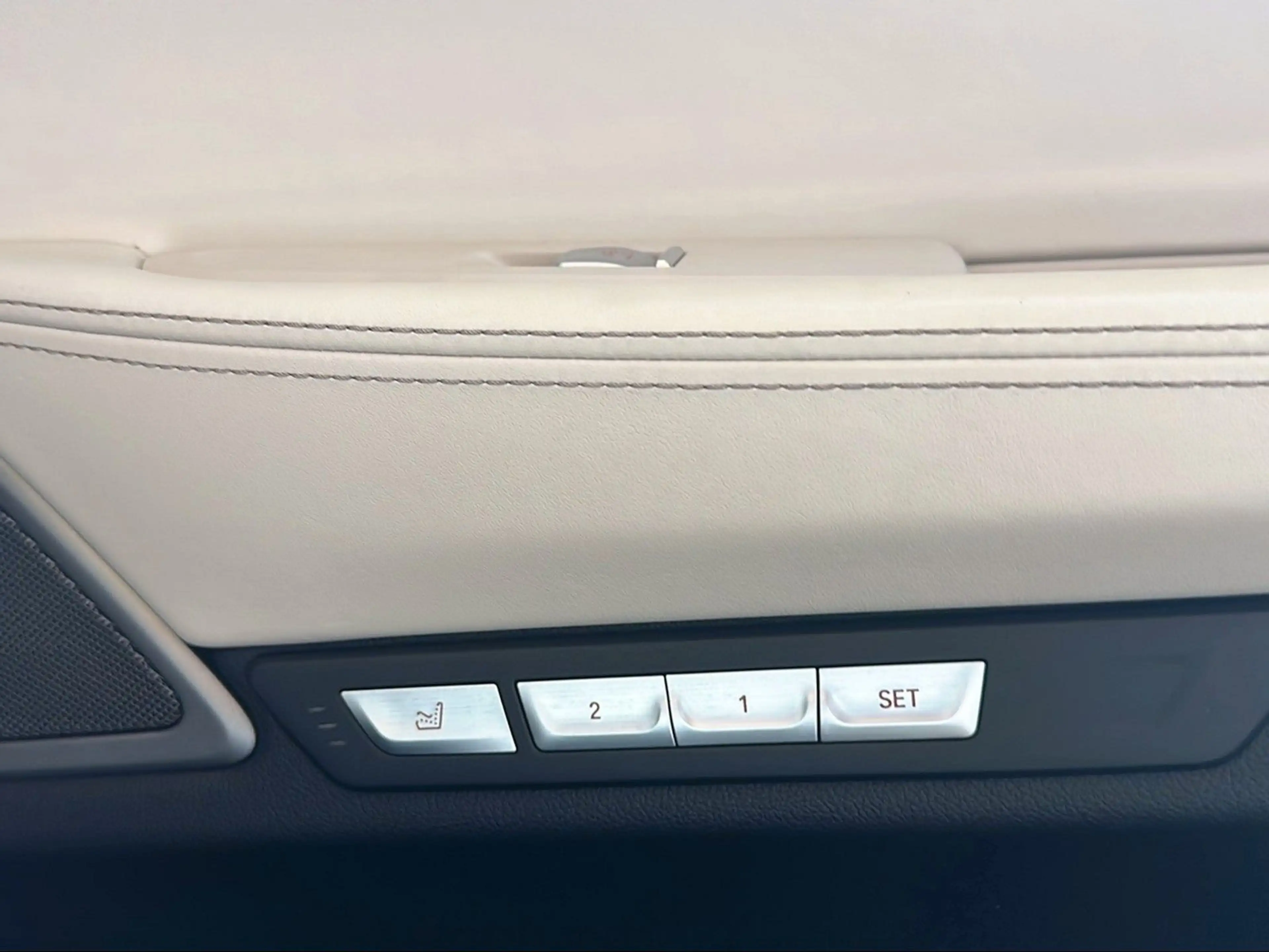 BMW 750 i xDrive | Laser | Massage | HUD | 360° — photo 13