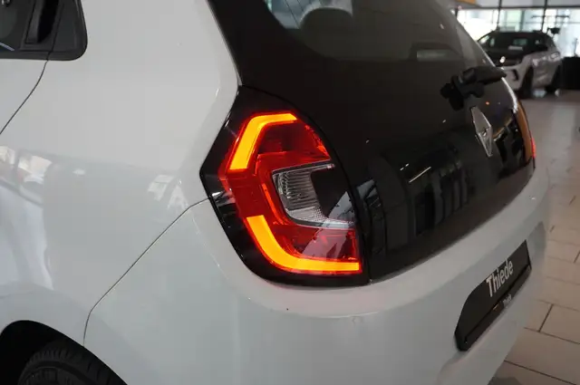 Renault Twingo view 10