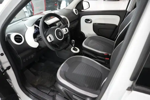 Renault Twingo view 14