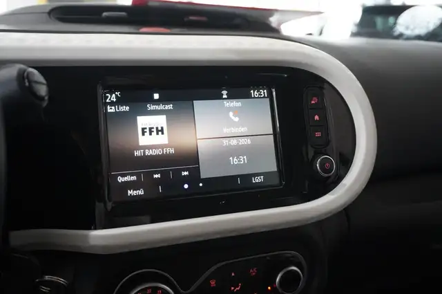 Renault Twingo view 26