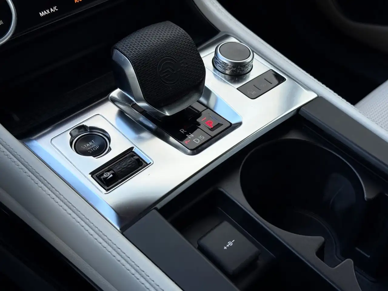 Jaguar F-Pace снимка Jaguar F-Pace