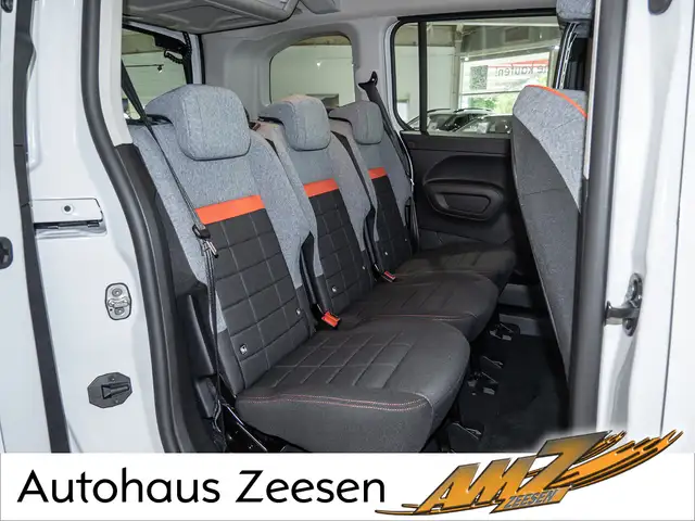 Citroen Berlingo view 5