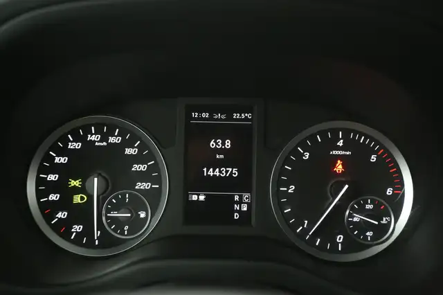 Mercedes-Benz Vito view 12