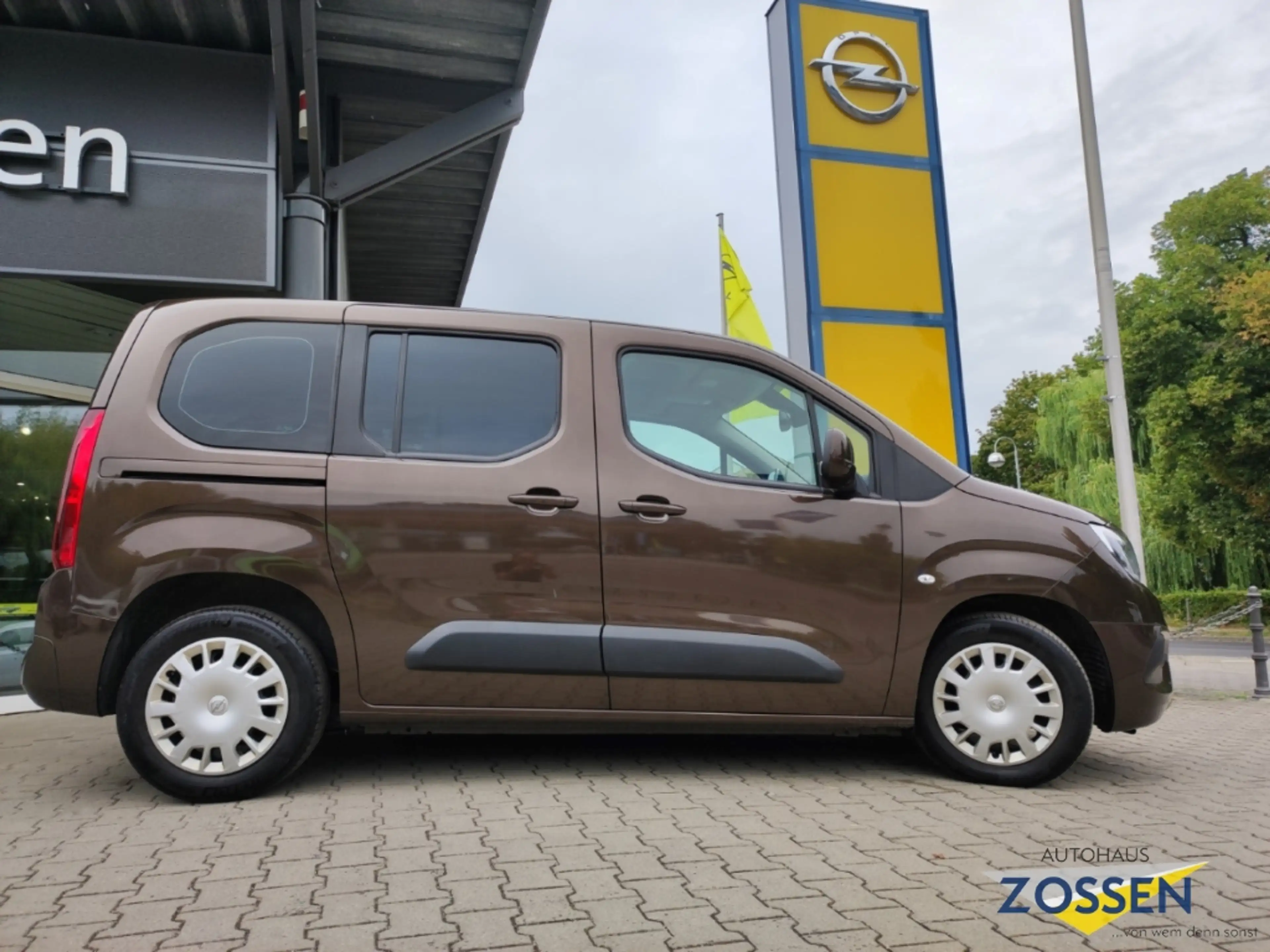 Opel Combo Life Kamera, Apple-Car-Play, Android, Multimedia, Sitzh