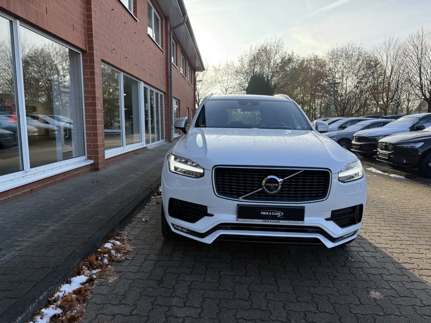 Volvo XC90 T5 AWD R Design Weiß - 2