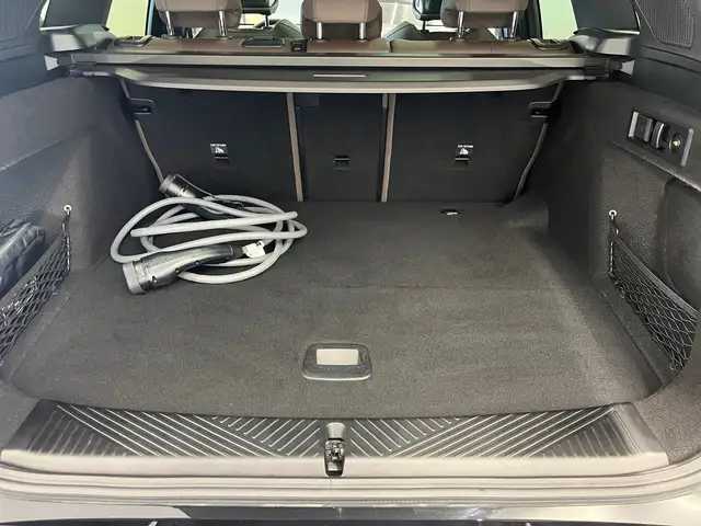 BMW X3 view 11