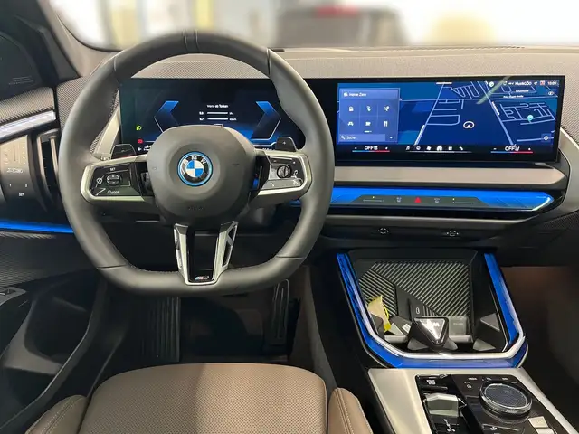 BMW X3 view 8