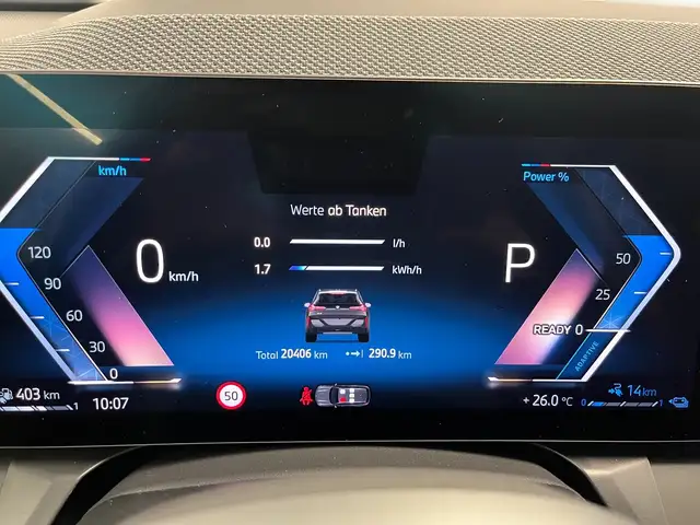 BMW X3 view 4