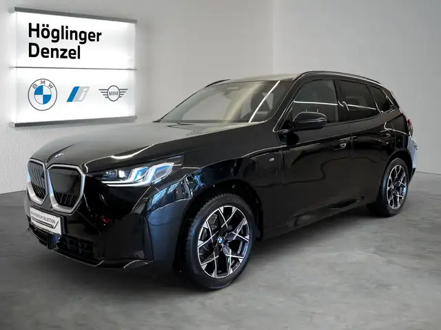 BMW X3 view 2