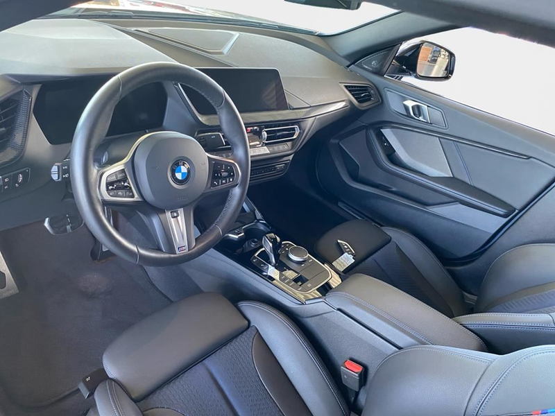 BMW 218 M Sport — photo 10