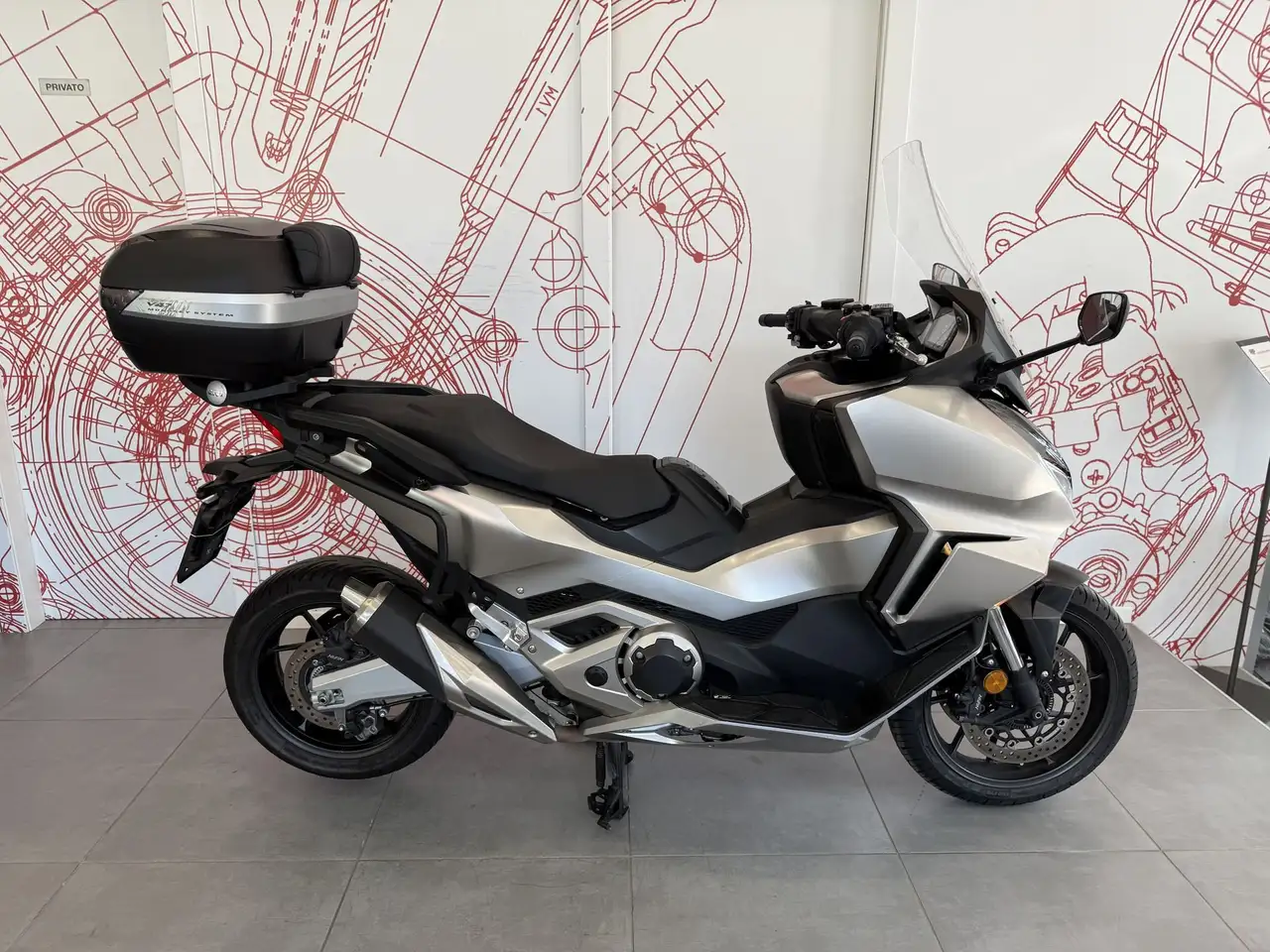 Honda Forza 750
