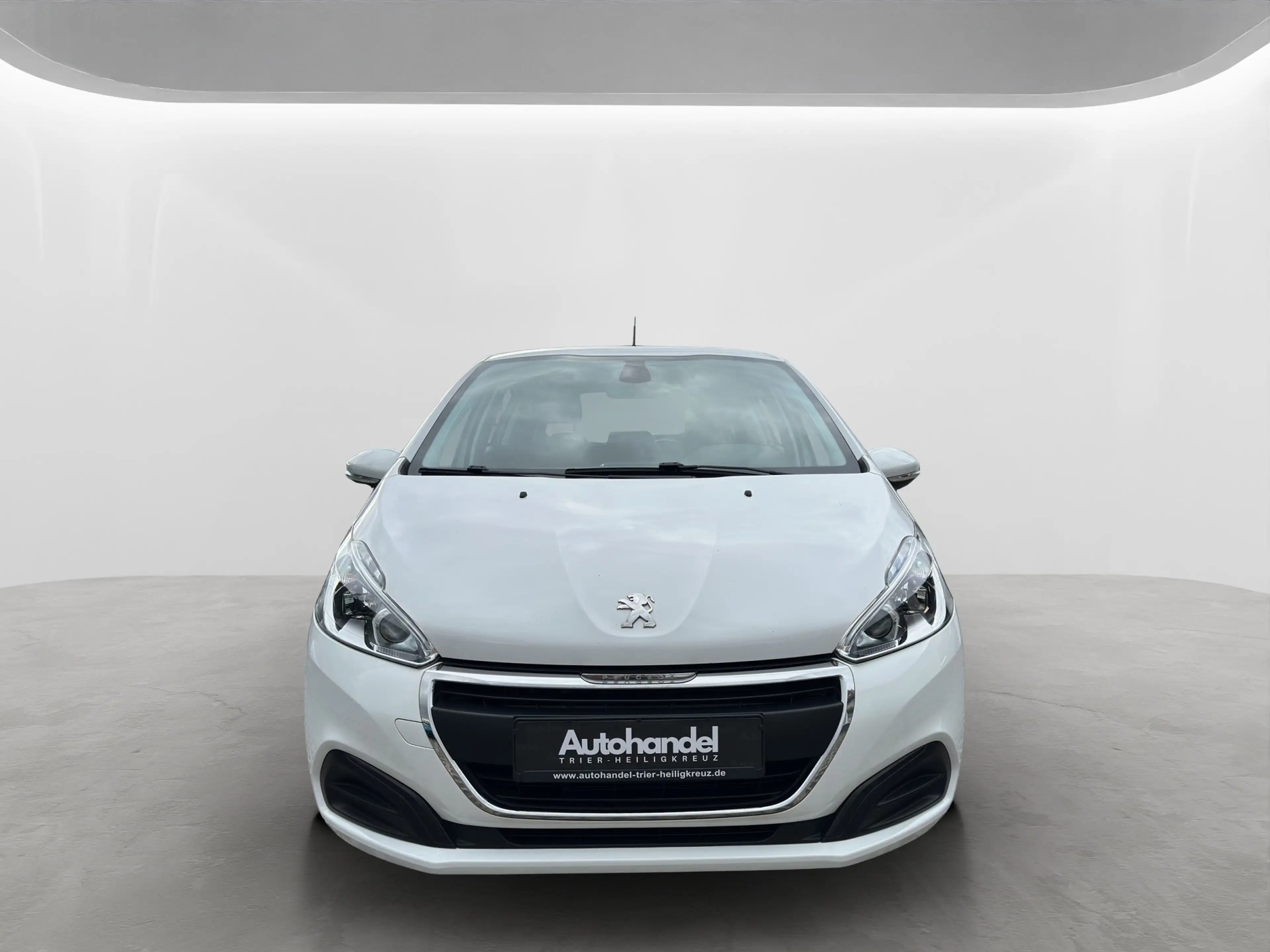 Peugeot 208 208 C - Diesel, Klima, ScheckH, 8fB, SitzH, AppleCarPlay/AndroidAuto — photo 2