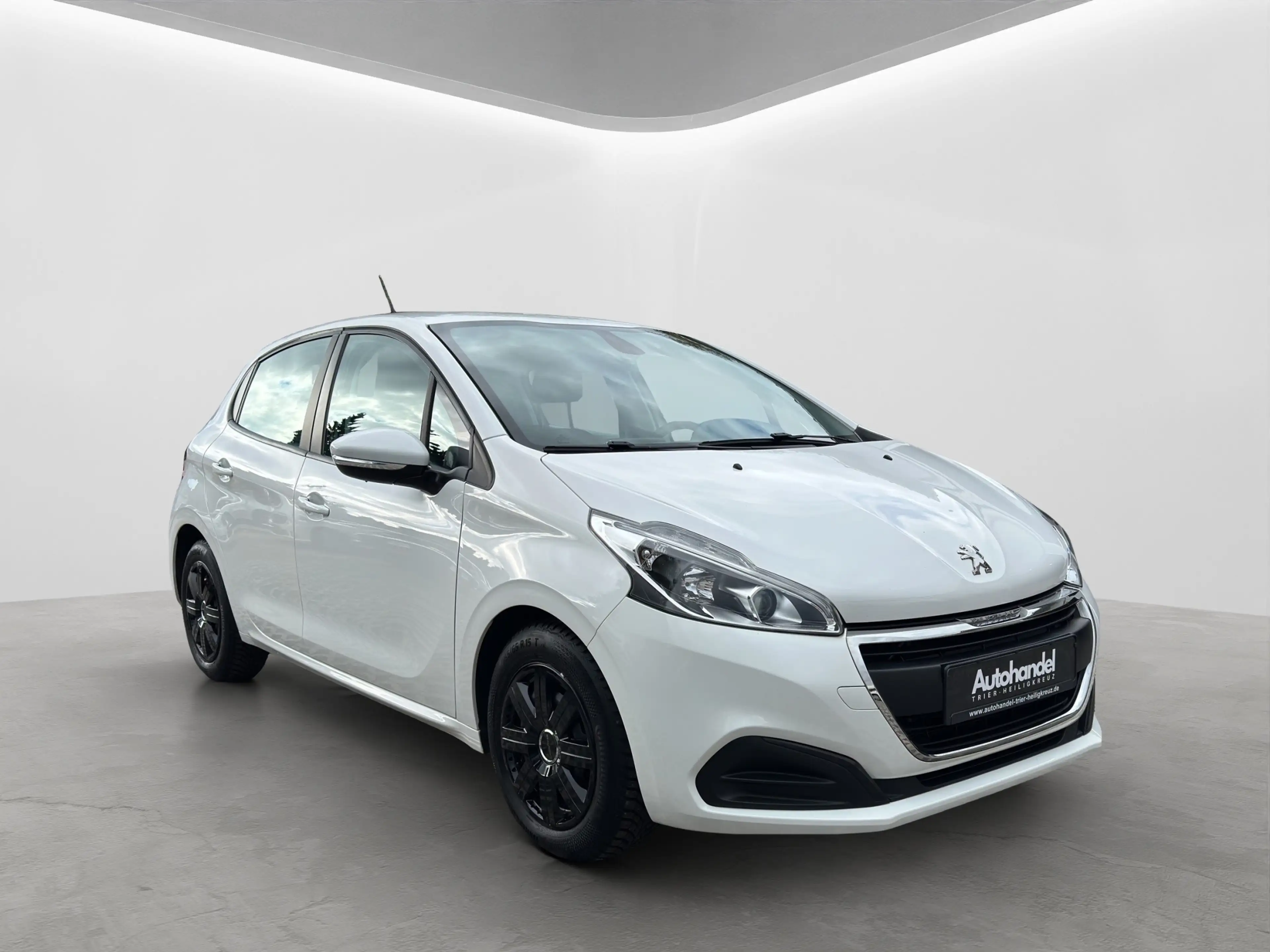 Peugeot 208 208 C - Diesel, Klima, ScheckH, 8fB, SitzH, AppleCarPlay/AndroidAuto