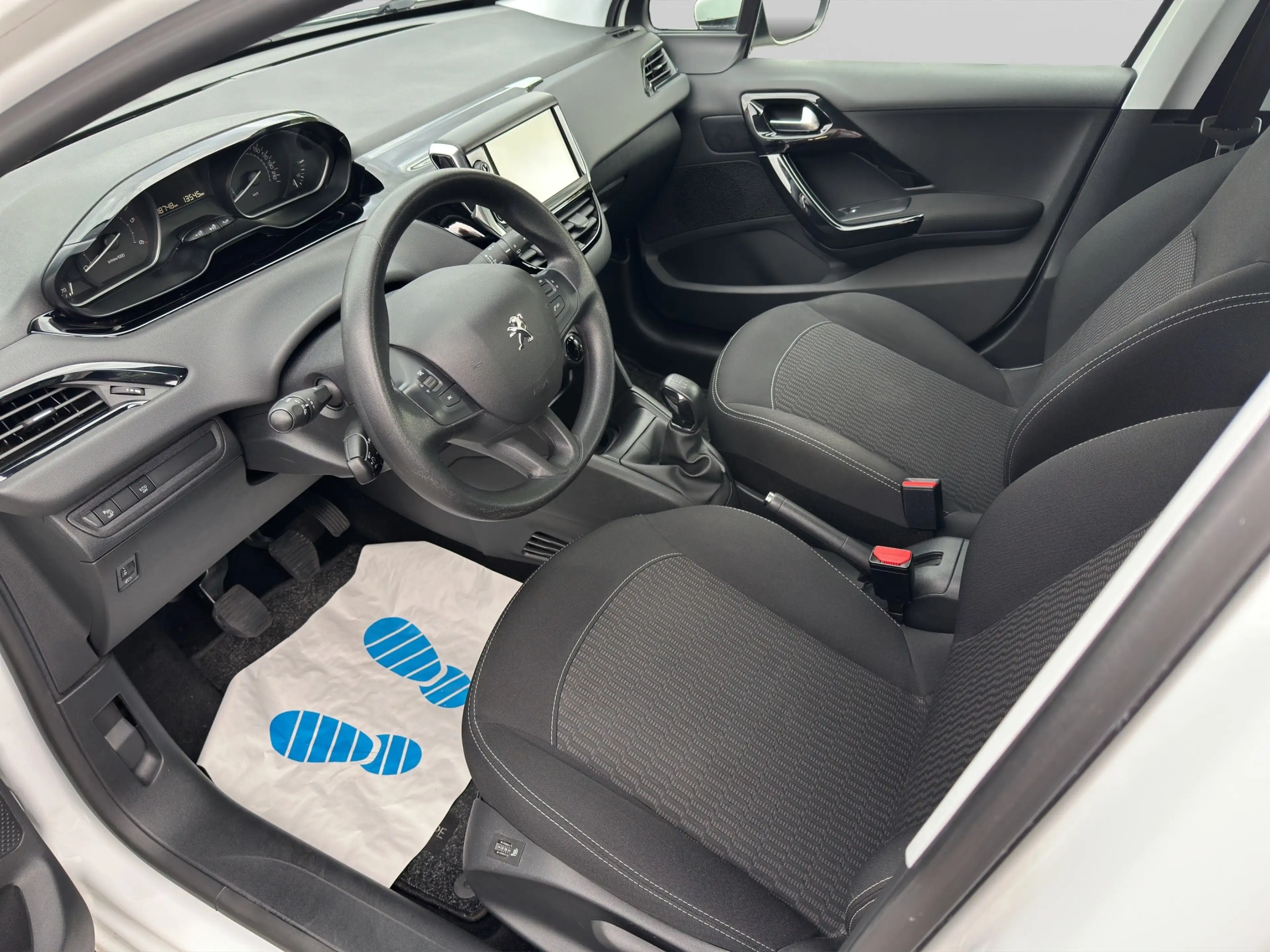 Peugeot 208 208 C - Diesel, Klima, ScheckH, 8fB, SitzH, AppleCarPlay/AndroidAuto — photo 10