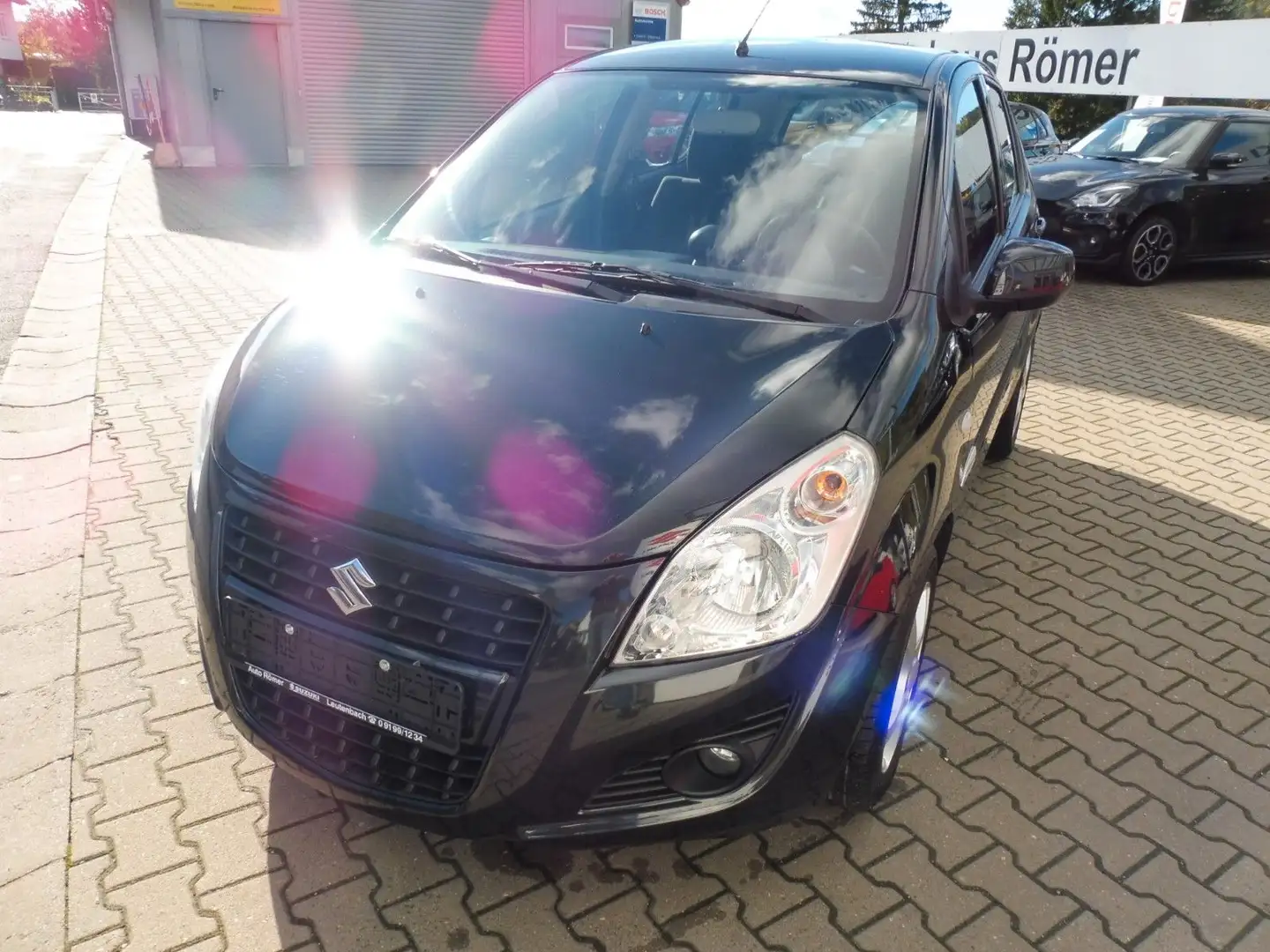 Suzuki Splash Active+ Schwarz - 1