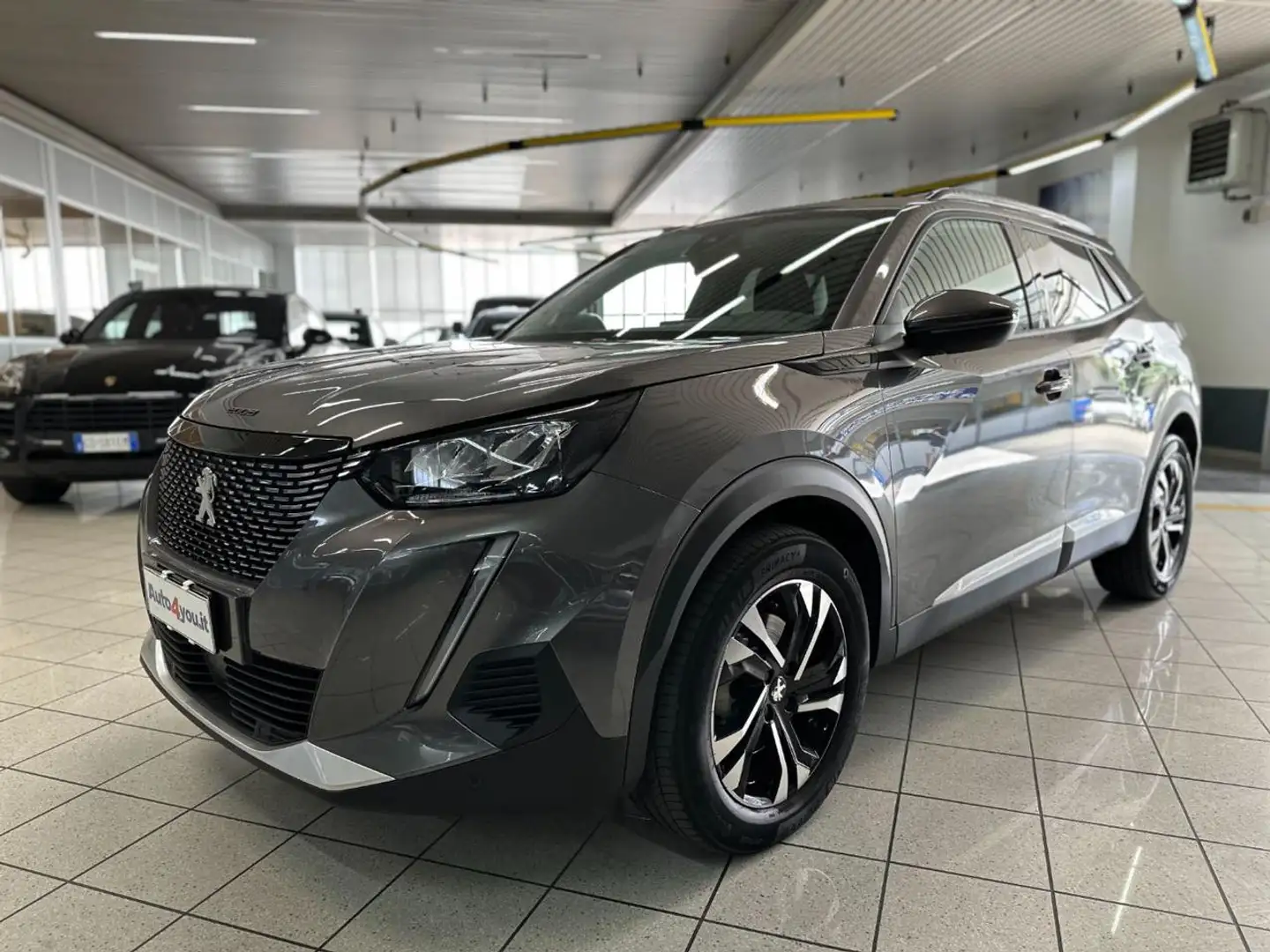 Peugeot 2008 BlueHDi 130 S&S EAT8 Allure - IVA ESP - UNI PROP Grigio - 2