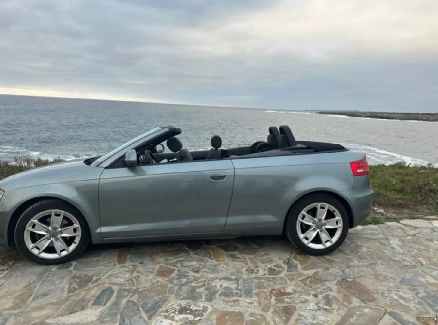 Audi A3 Cabrio 2.0TDI Attraction DPF - 2