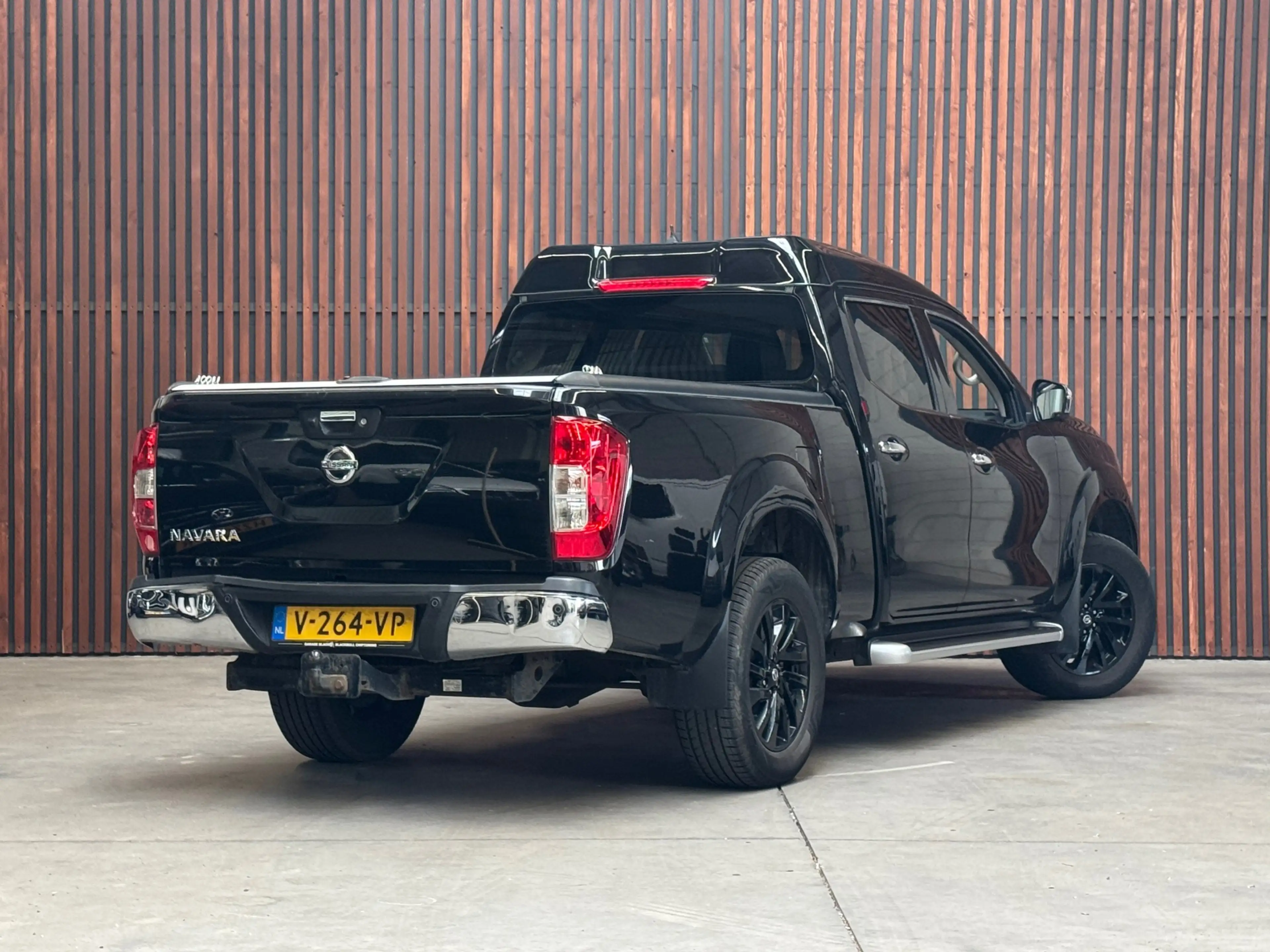 Nissan Navara 2.3 dCi AUT MARGE Tekna+ Double Cab 4WD NAVI-CLIMA — photo 5