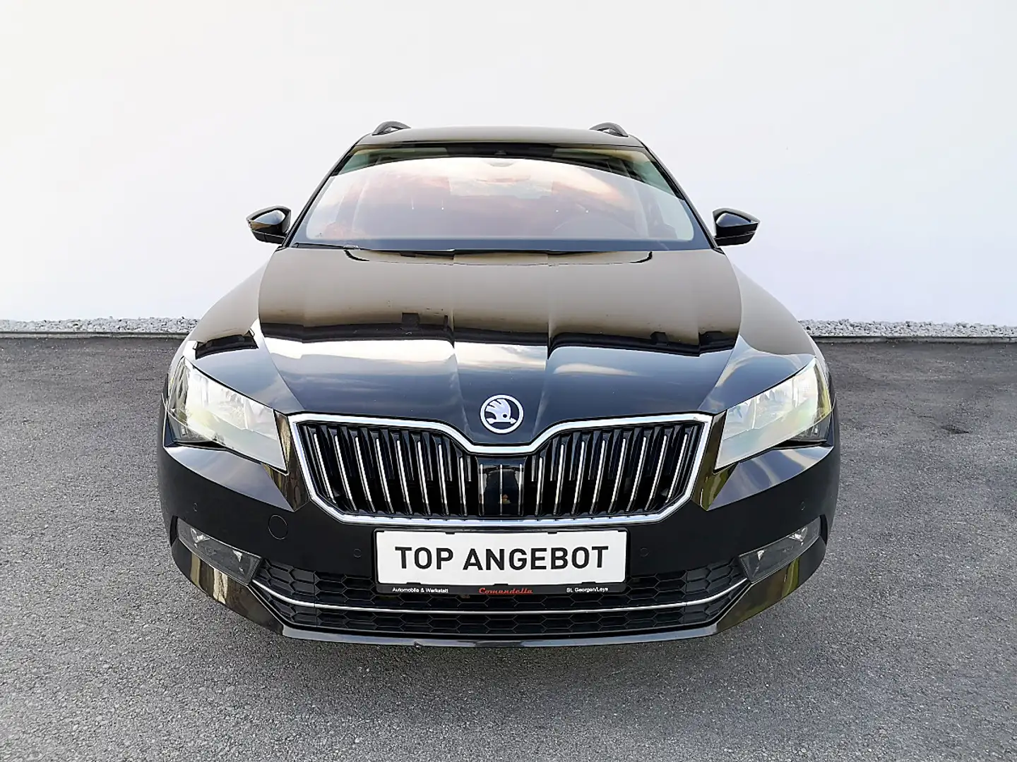 Skoda Superb Kombi 1,6 TDI Ambition DSG "AHV,NAVI" Schwarz - 2