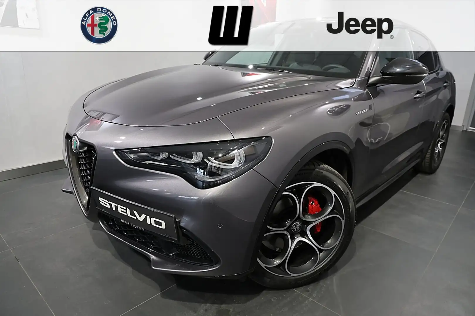 Alfa Romeo Stelvio 2.2 16V 210PS AT8 Q4 Veloce Grau - 1
