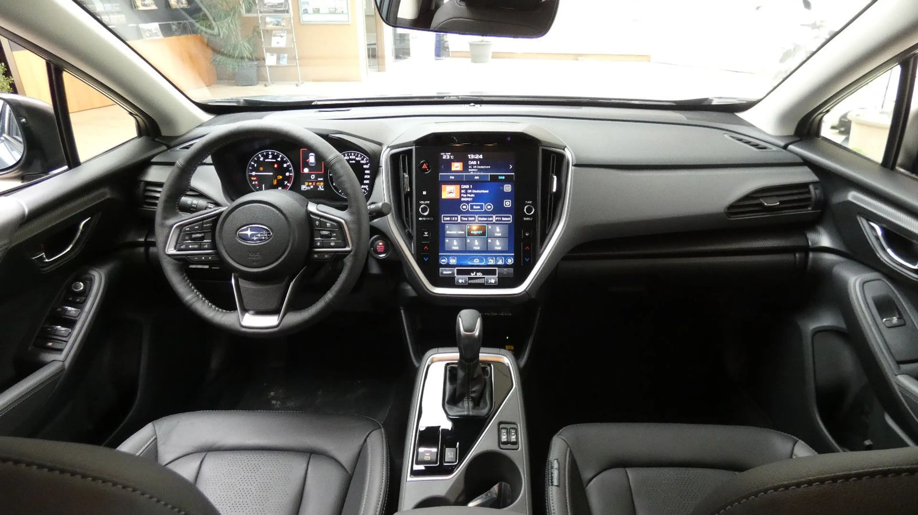 Subaru Crosstrek — photo 8