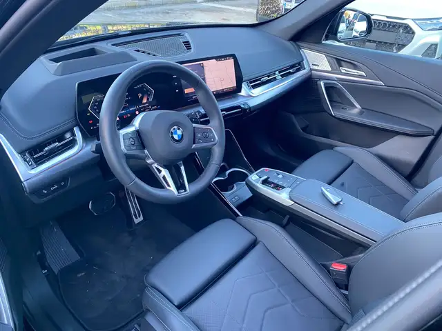 BMW X1 view 10