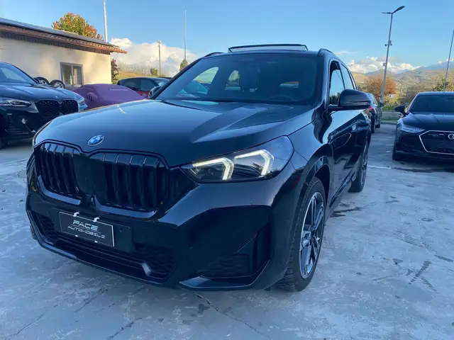 BMW X1 view 5