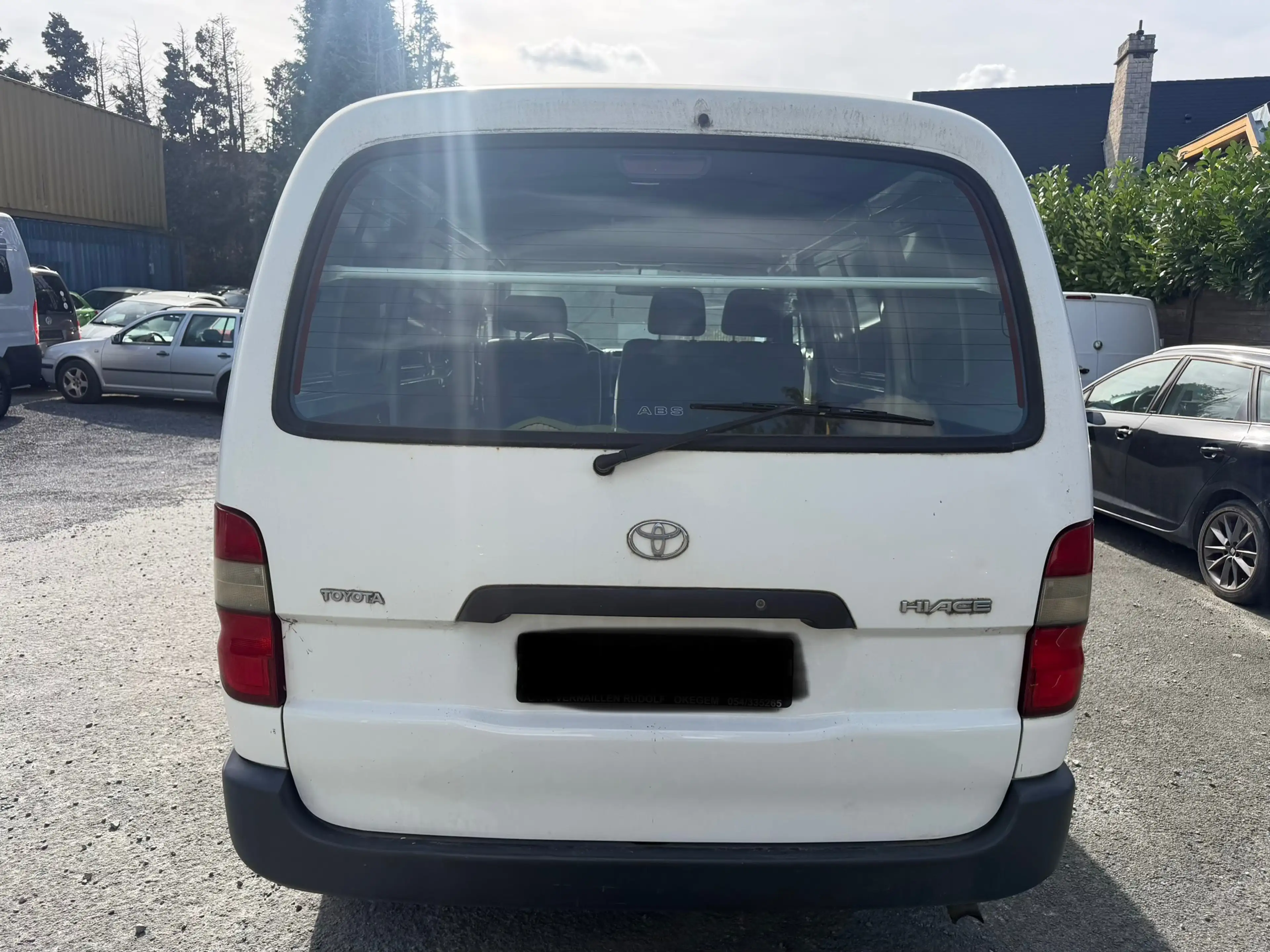 Toyota Hiace 2.5 Turbo D-4D SX — photo 5