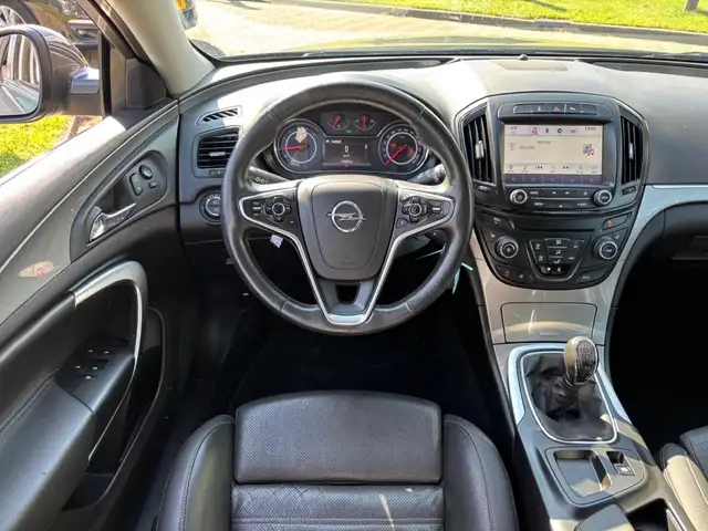 Opel Insignia view 13
