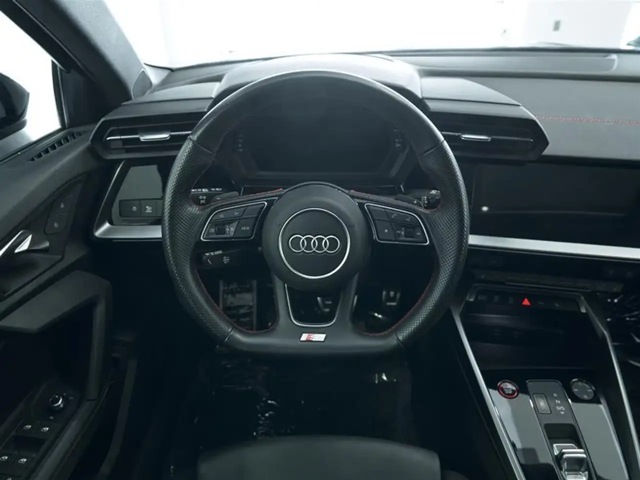 Audi S3 снимка Audi S3
