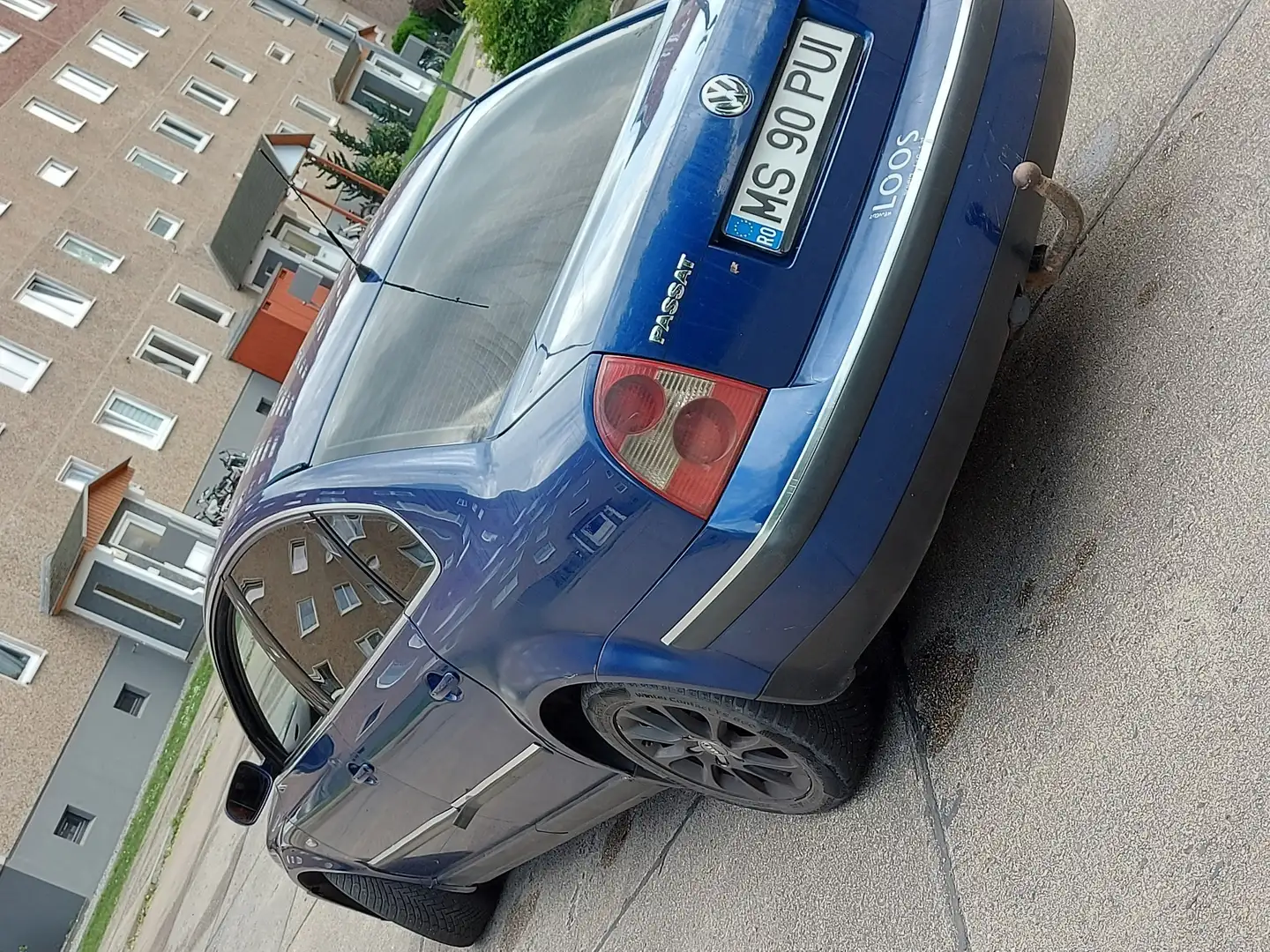 Volkswagen Passat 1.9 TDI Comfortline Blau - 2