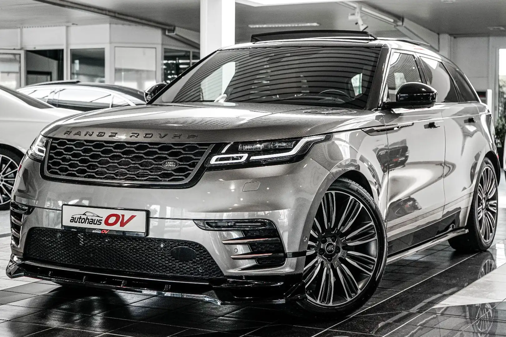 Land Rover Range Rover Velar R-Dynamic HSE*3xRSE*Head*ACC* Argent - 1