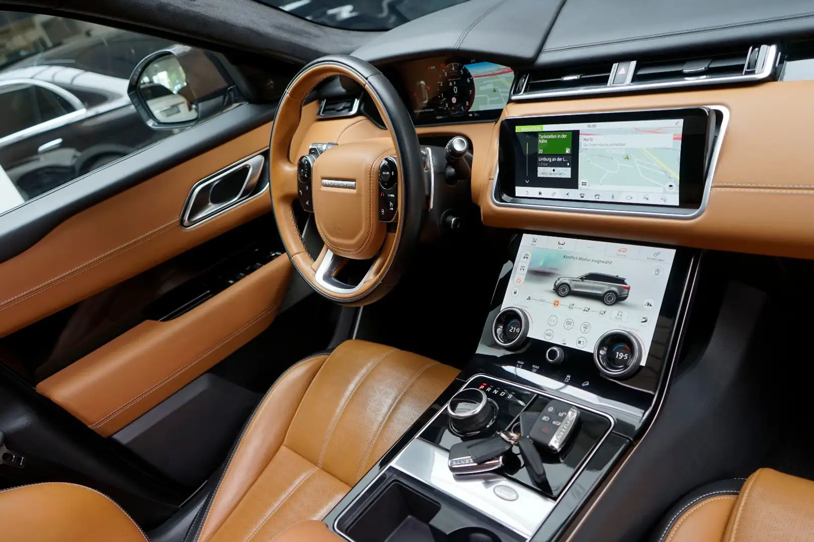 Land Rover Range Rover Velar R-Dynamic HSE*3xRSE*Head*ACC* Zilver - 2