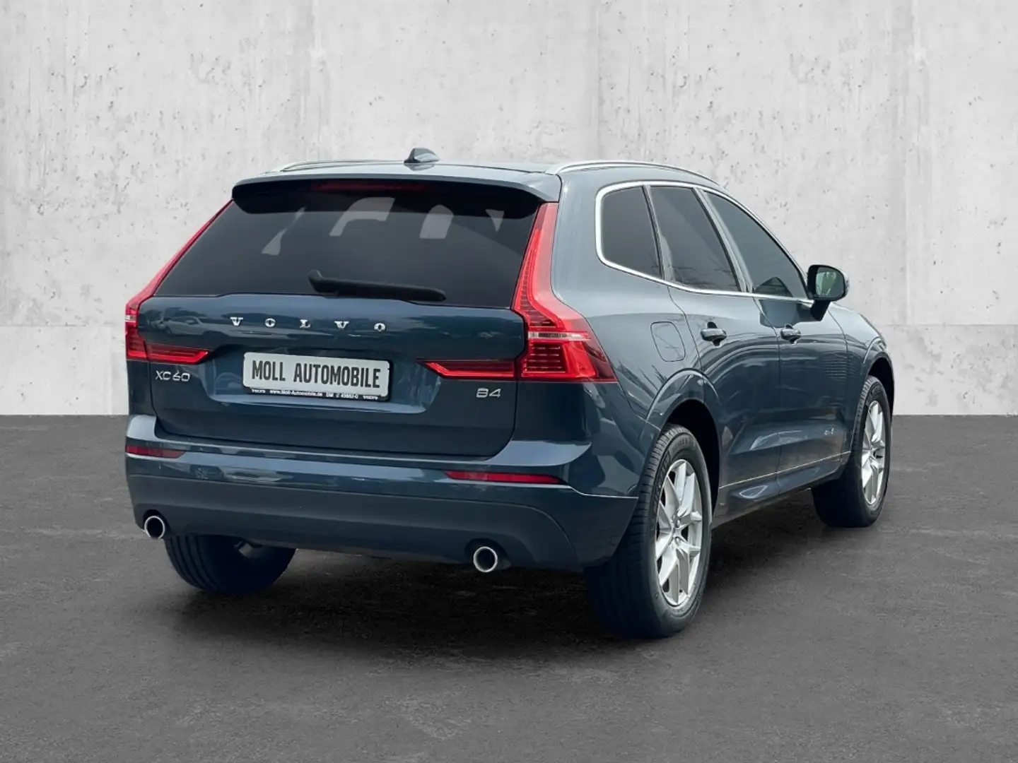 Volvo XC60 Momentum Pro 2WD B4 Benzin EU6d Navi Leder digital Blau - 2