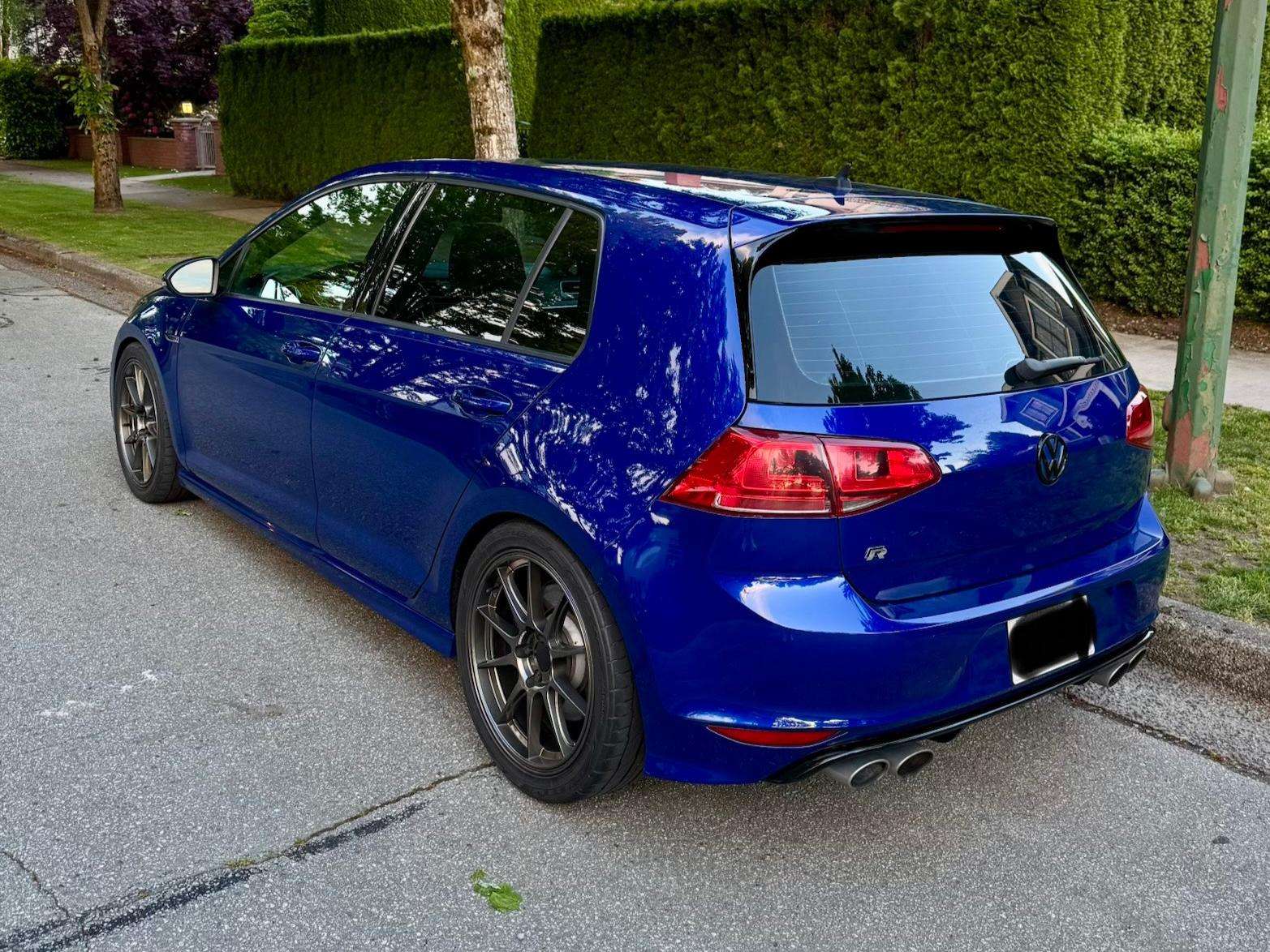 2016 Volkswagen Golf R R alt 5