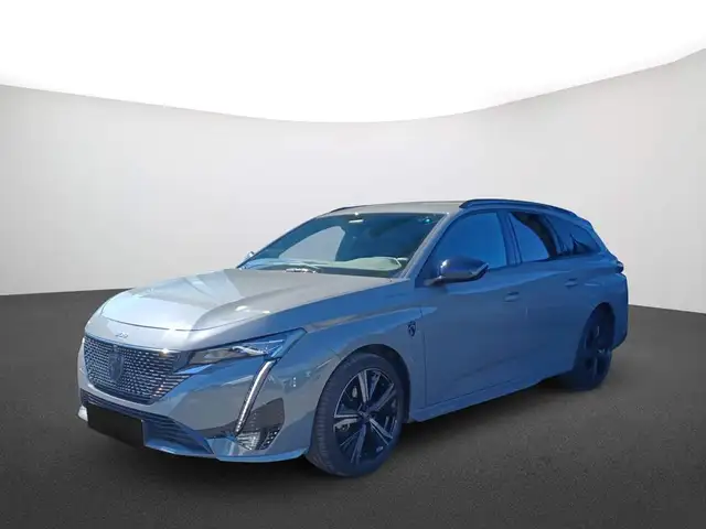 Peugeot 308 SW view 2