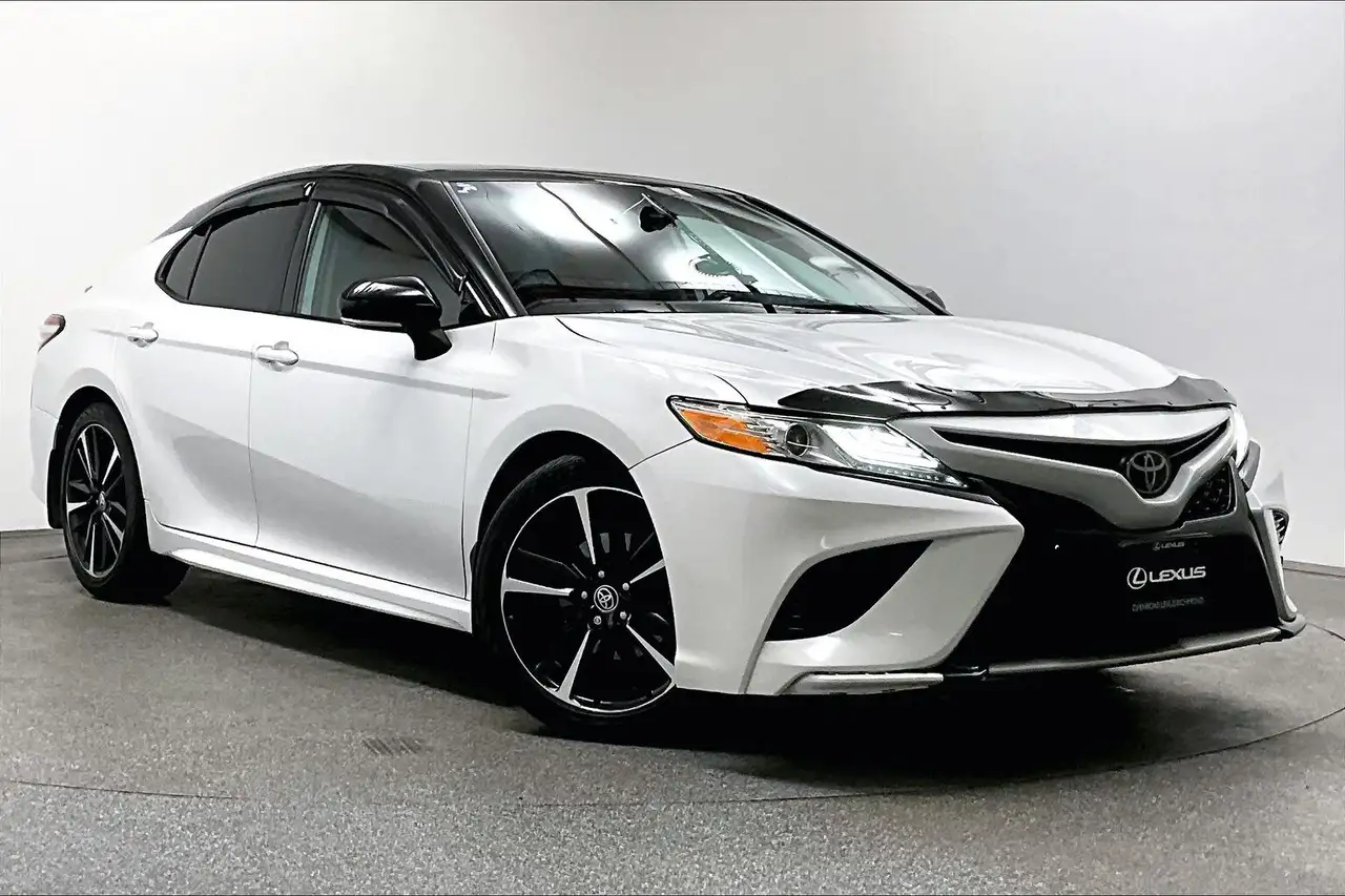 Toyota Camry снимка Toyota Camry