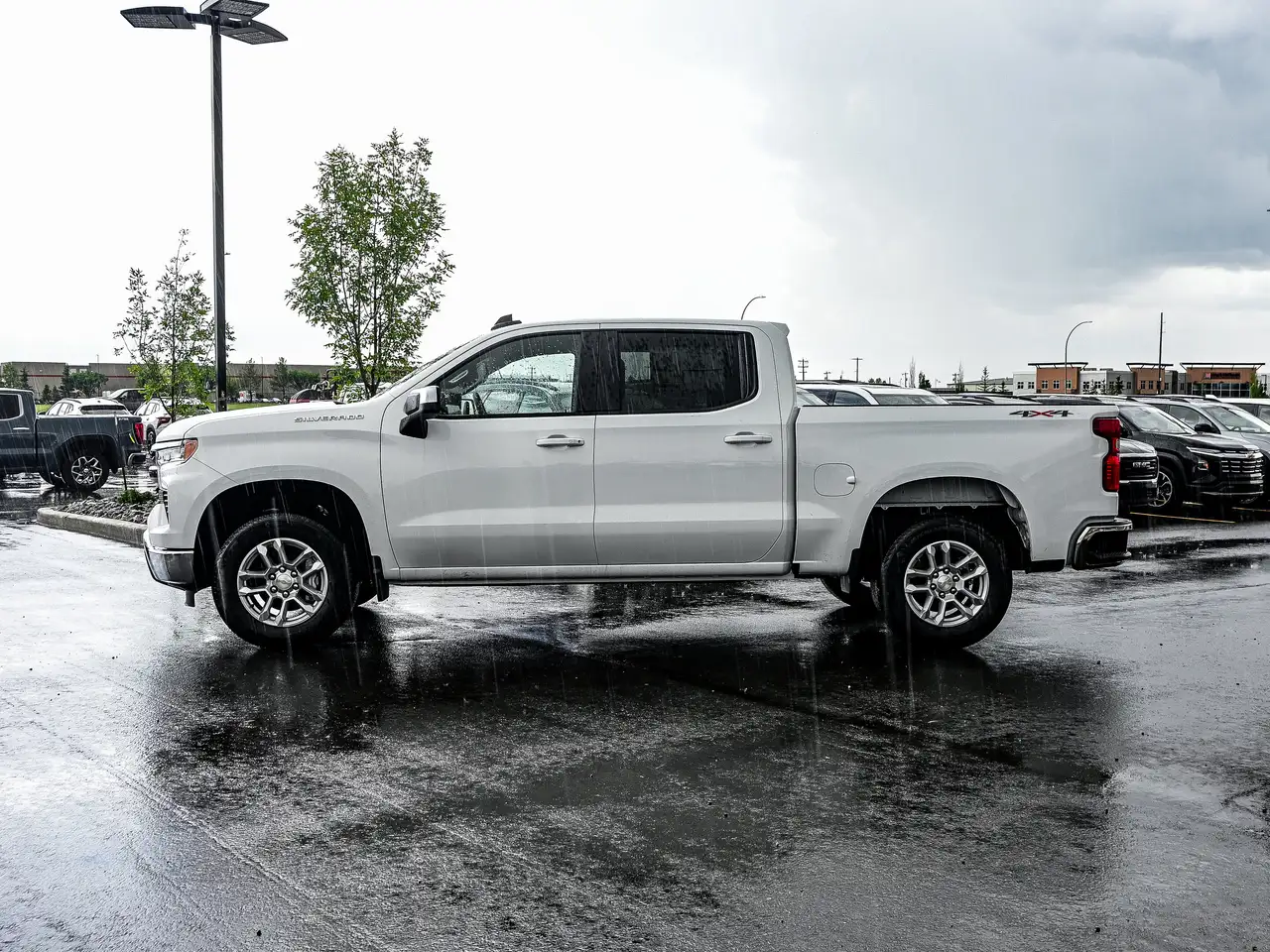 Chevrolet Silverado 1500 снимка Chevrolet Silverado 1500