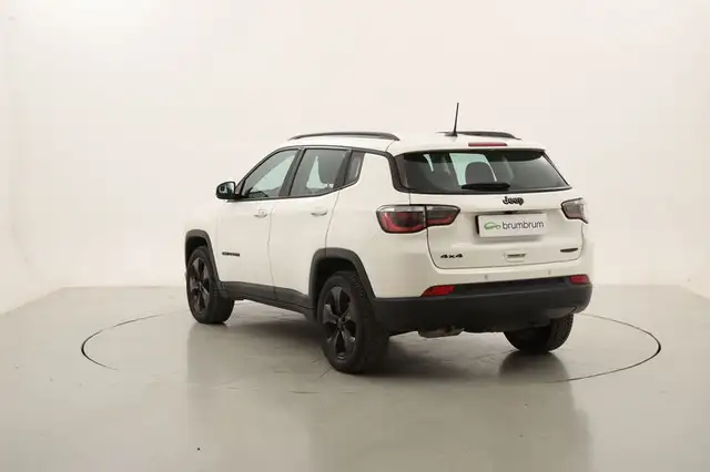 Jeep Compass view 3