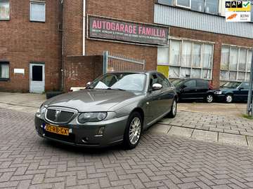 2.5 V6 Executive