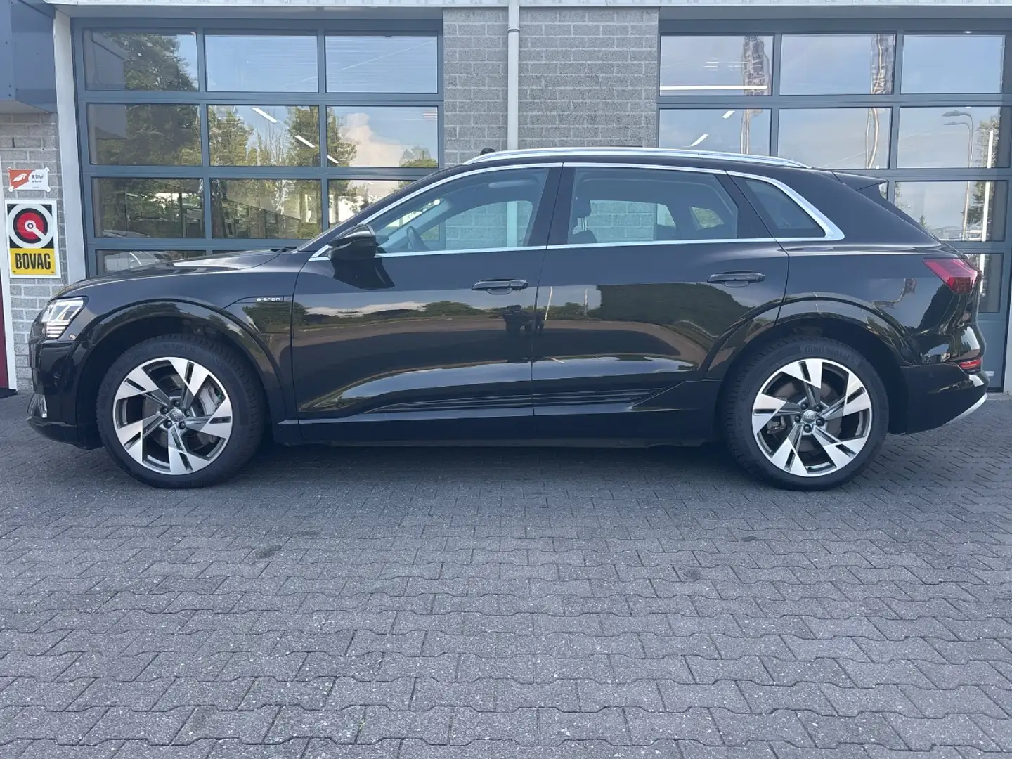 Audi e-tron e-tron 50 quattro Launch edition plus 71 kWh | SCH Noir - 2